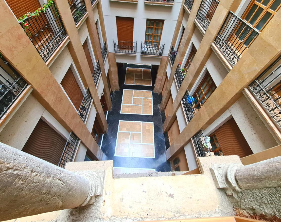 サラゴサDos Torres Pasaje De Los Giles - Tranquilo Y Privadoアパートメント エクステリア 写真
